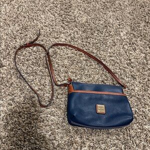 Dooney & Bourke Cross Body Bag